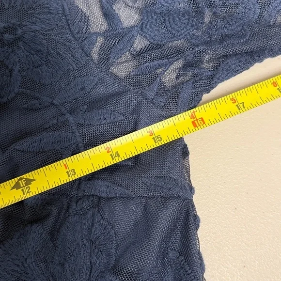 IceBird simple serenity lace maxi dress size small - Picture 11 of 13